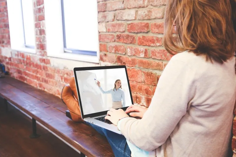 E-learning w pracy – szkolenia online dla pracowników